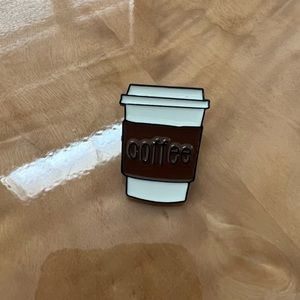 Coffee cup pin brand new